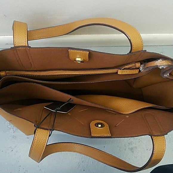 Handbag - Picture 3 of 3